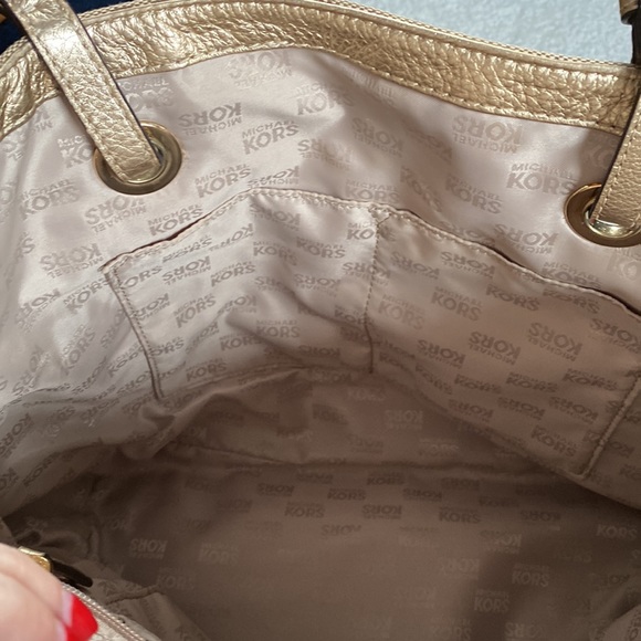 Gold Logo MK Purse - Picture 11 of 11